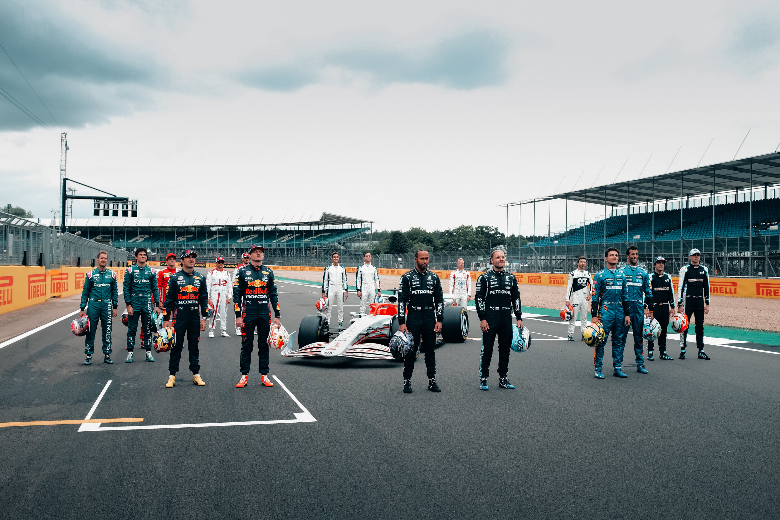 2022 F1 Car Silverstone Grid-2.JPG