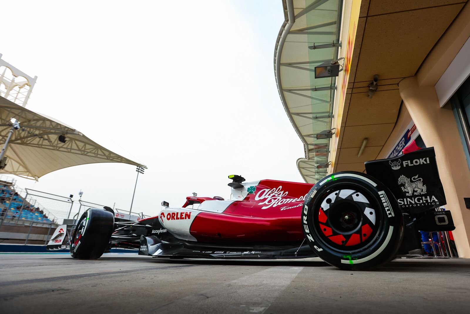 large-2022 Pre-Season Testing - Bahrain_ Day 2-11.jpg