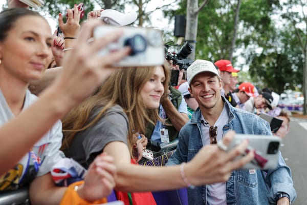 Australian Grand Prix on track for another record crowd