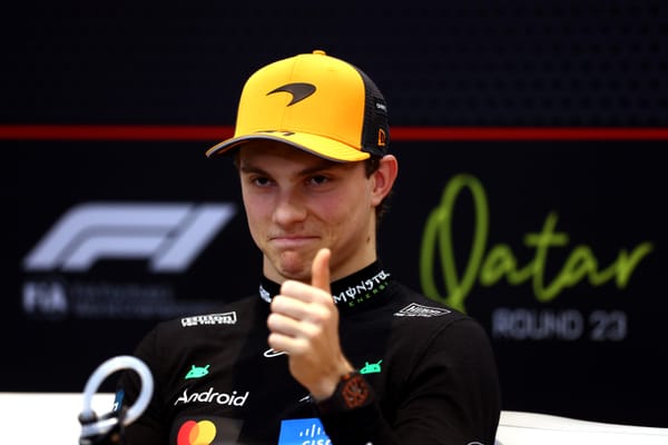 Perfect Saturday for Oscar Piastri after F1 Qatar sprint victory keeps title hope alive