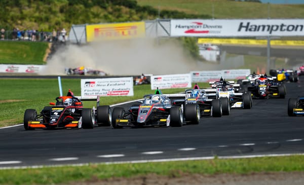 Ugo Ugochukwu takes Toyota FR Oceania opening round as crash interrupts final race