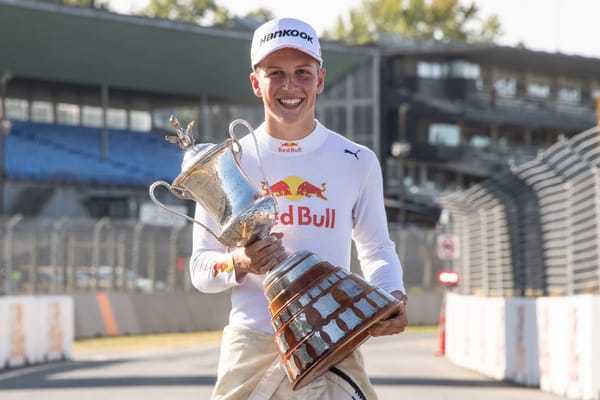 Liam Lawson edges into Toyota Racing Series lead with NZ Motor Cup victory
