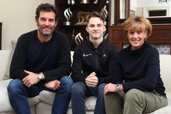 Mark Webber proud of “special moment” in Oscar Piastri’s FIA Formula 3 victory