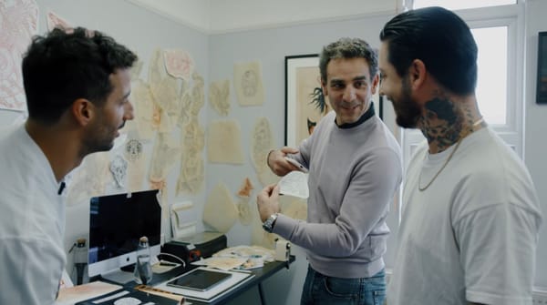 Cyril Abiteboul follows through on his 'tattoo bet' with Daniel Ricciardo