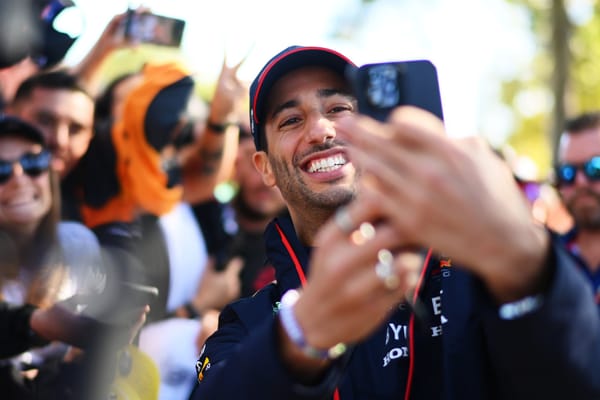 Another crowd record falls at the Australian Grand Prix
