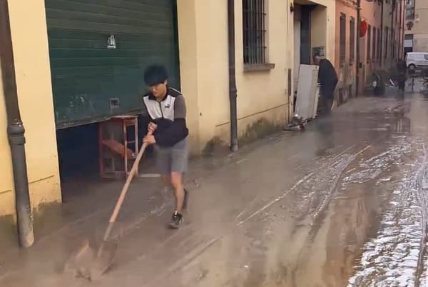 Yuki Tsunoda spotted helping Italian flood clean-up efforts