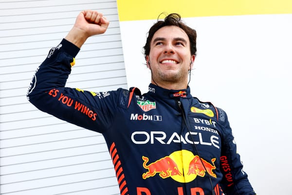 Sergio Perez on pole as Verstappen caught out in red-flagged Miami qualifying